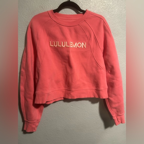 lululemon Scuba Oversized Pullover in a Sakura Pink wordmark style - Picture 2 of 8